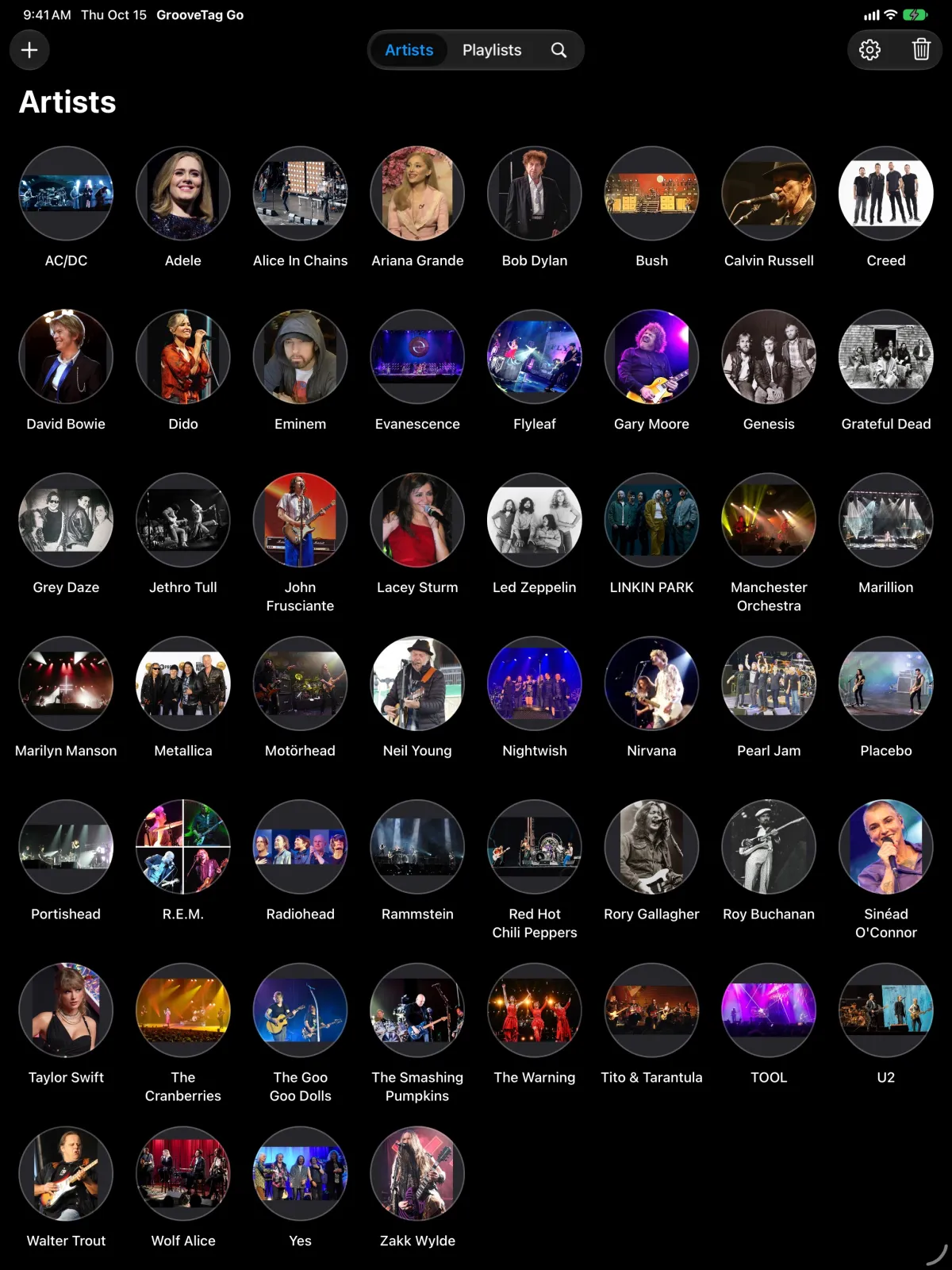 GrooveTag Go on iPad: collection with round artist pictures in a grid